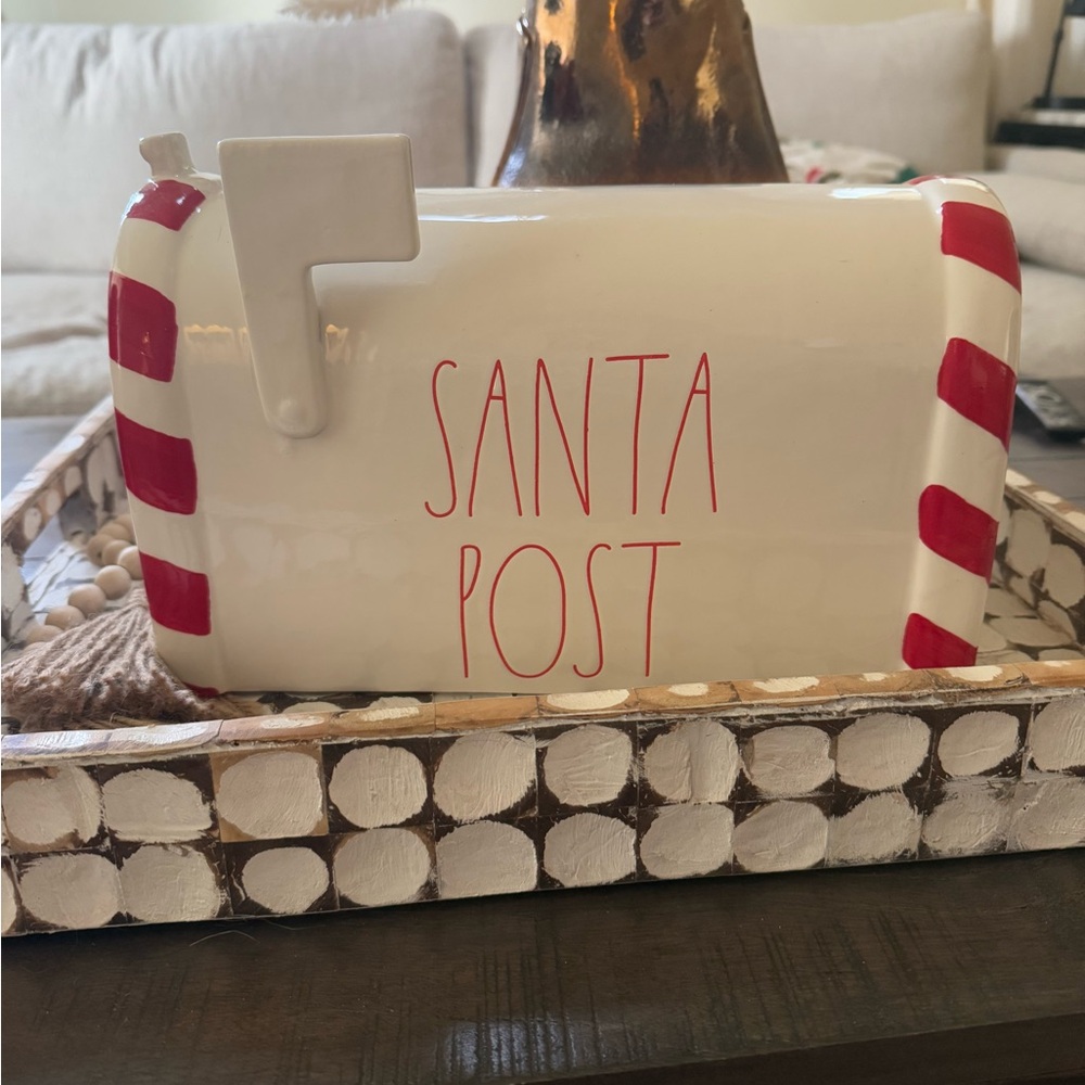 Rae Dunn ‘Santa Post’ Mailbox